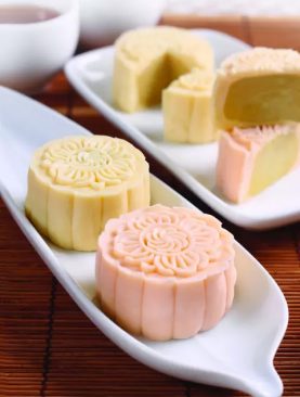 Classic Snowskin Mooncakes 4-in-1 Combo Gift Set (Lotus and Red Bean Paste)