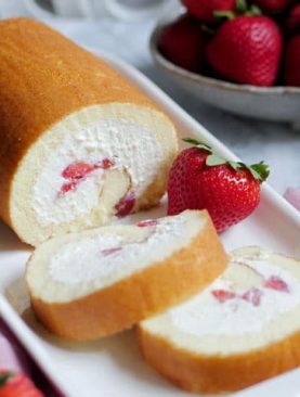 Japanese Strawberry Cake Roll