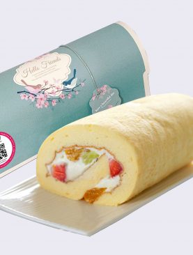 Japanese Fruit Cake Roll with Fresh Cream