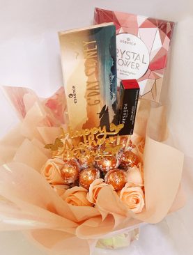 Happy Mother's Day Butterfly Roses Lindor Choco Surprise Bouquet