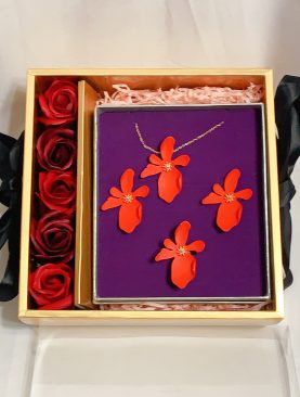 Korean Red Bloom Jewellery Gift Set – Necklace & Earrings & Ring